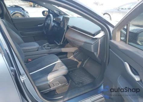 2023 Fisker Ocean One z USA, uszkodzony, nr VIN VCF1ZBU28PG004106